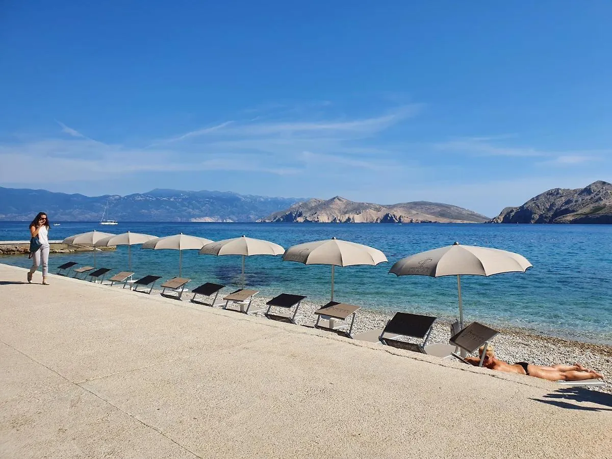 Apartments Mirica Baska   Baska (Krk)