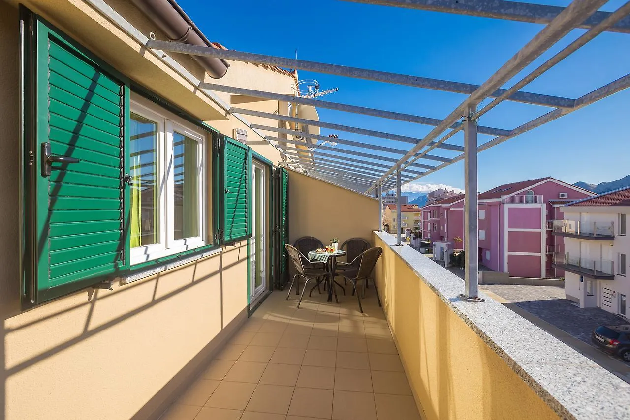 Apartments Mirica Baska