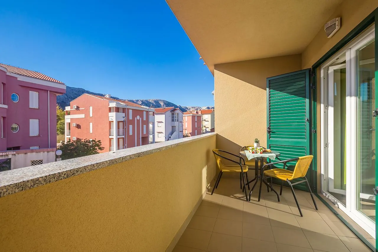 Apartments Mirica Baska  0*, Baska (Krk)