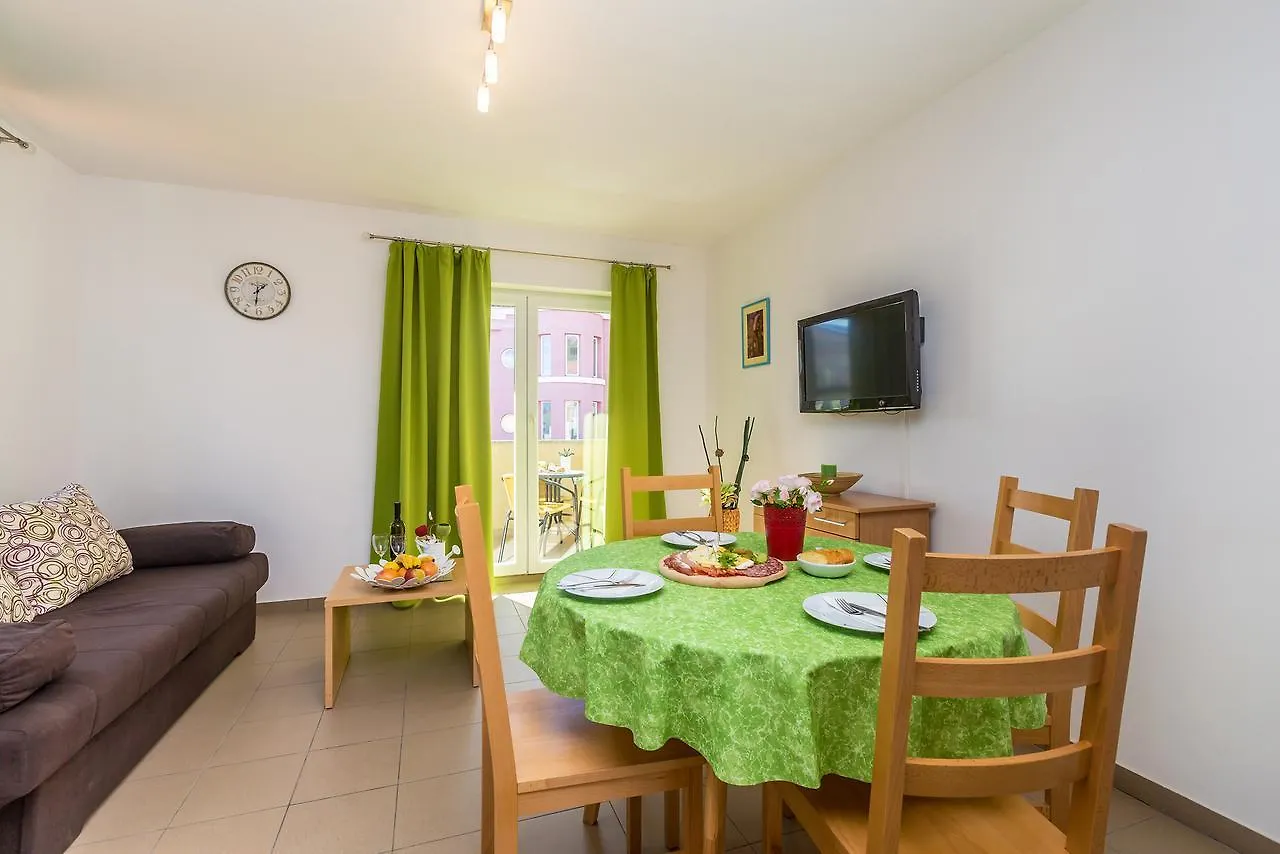 Apartments Mirica Baska